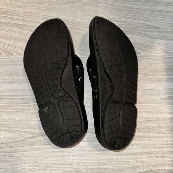 OOFOS Original Sandals Size 8 - Picture 2 of 4